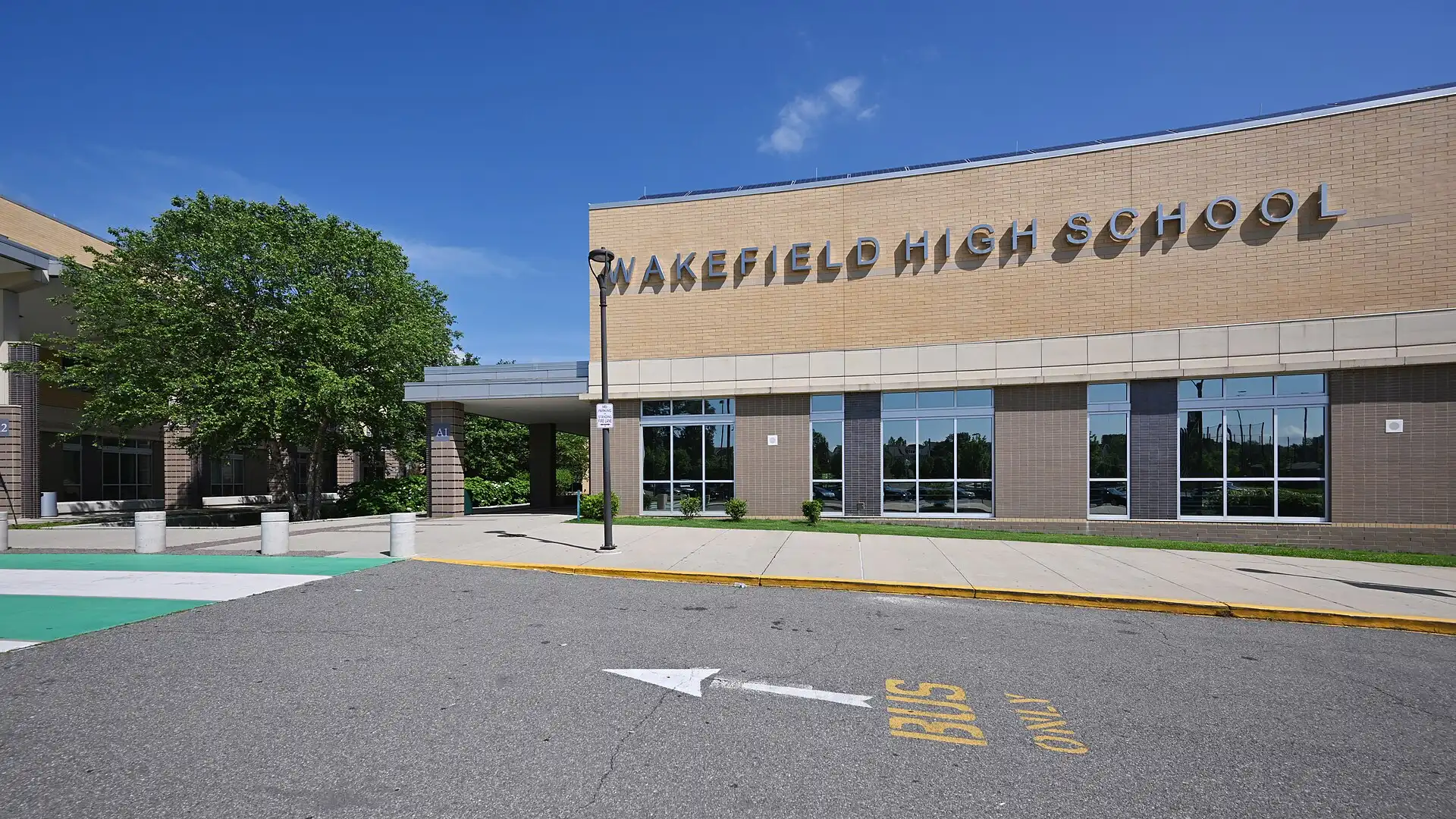The front of Wakefield High School on South Dinwiddie Street in Arlington.